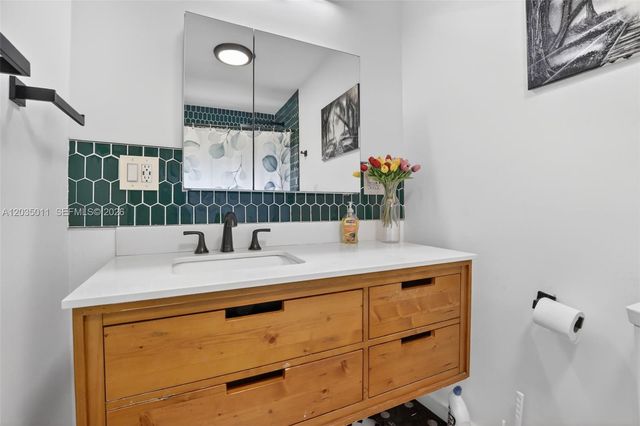 6238 Hayes St 0, Hollywood, FL 33024