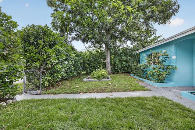 6238 Hayes St 0, Hollywood, FL 33024