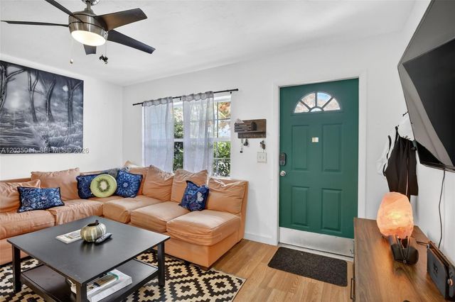 6238 Hayes St 0, Hollywood, FL 33024