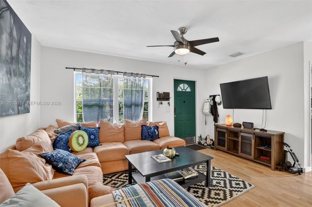 6238 Hayes St 0, Hollywood, FL 33024