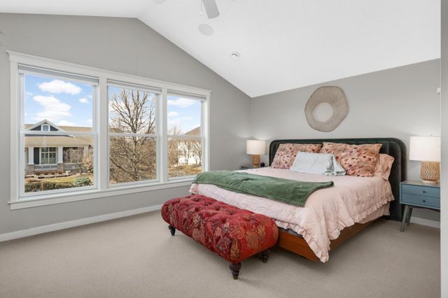 15782 Cobblestone Lake Parkway, Apple Valley, MN 55124