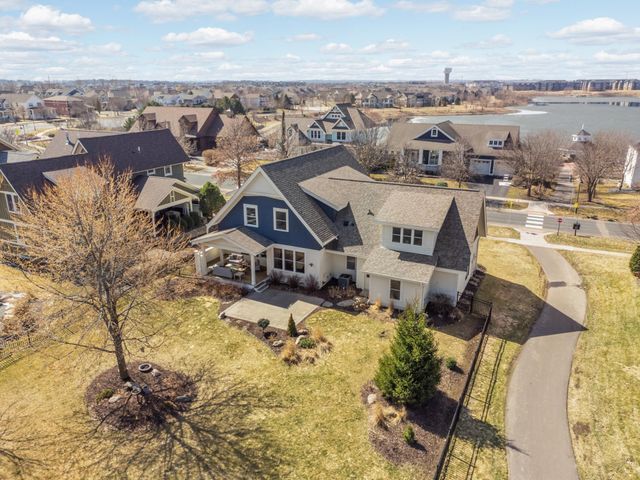 15782 Cobblestone Lake Parkway, Apple Valley, MN 55124