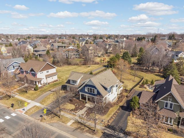 15782 Cobblestone Lake Parkway, Apple Valley, MN 55124