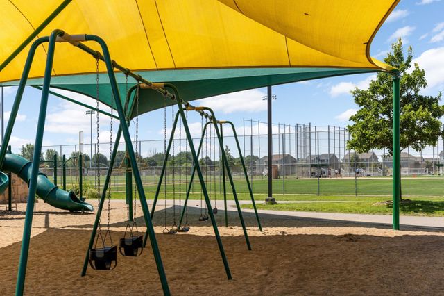 15782 Cobblestone Lake Parkway, Apple Valley, MN 55124