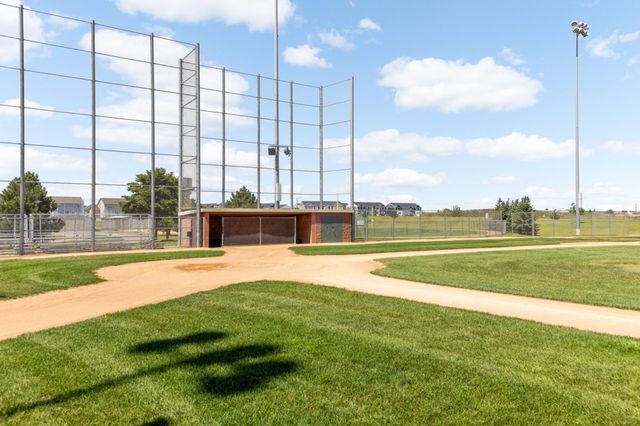 15782 Cobblestone Lake Parkway, Apple Valley, MN 55124