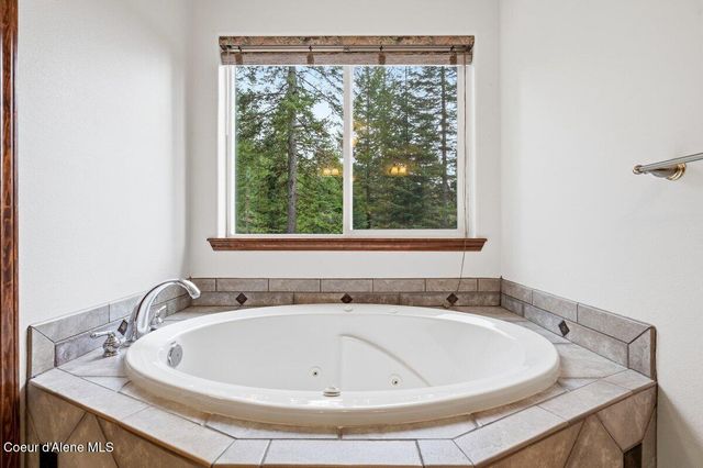 5340 W Hull LOOP, Coeur D'alene, ID 83814