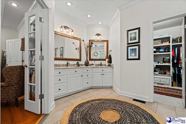 386 Winners Circle, Hartsville, SC 29550