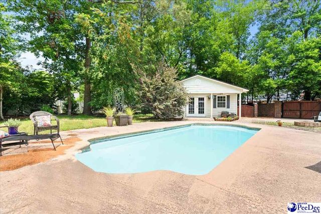 386 Winners Circle, Hartsville, SC 29550