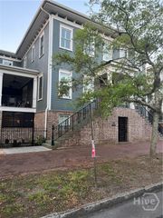 215 E Gwinnett Street A, Savannah, GA 31401