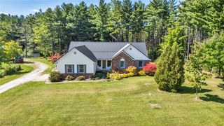 7646 Dewey Road, Thompson, OH 44086