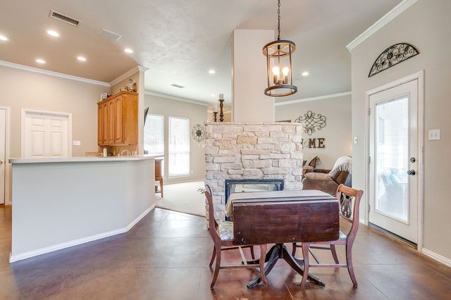 1125 Starling Court, Burleson, TX 76028