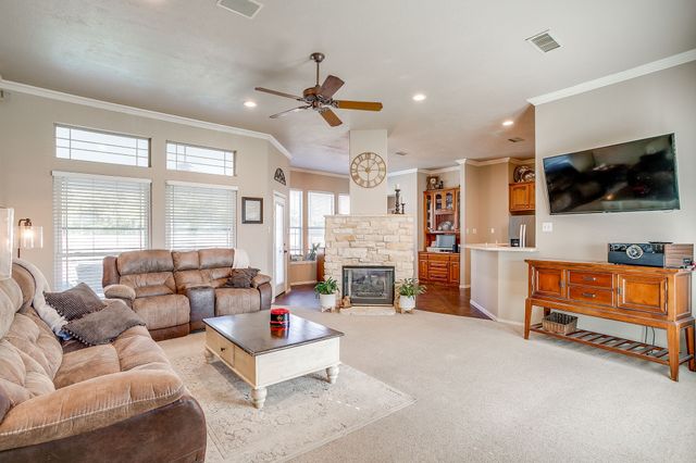 1125 Starling Court, Burleson, TX 76028