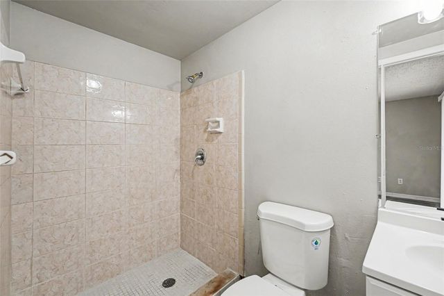 6924 E 21ST AVENUE, Tampa, FL 33619