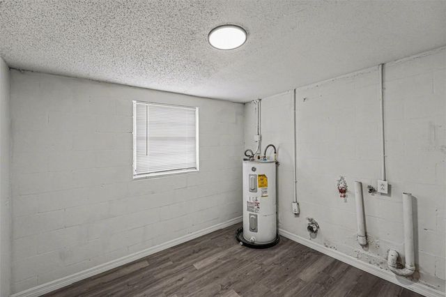 6924 E 21ST AVENUE, Tampa, FL 33619