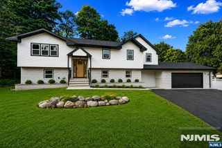 11 Mark Terrace, West Milford, NJ 07435