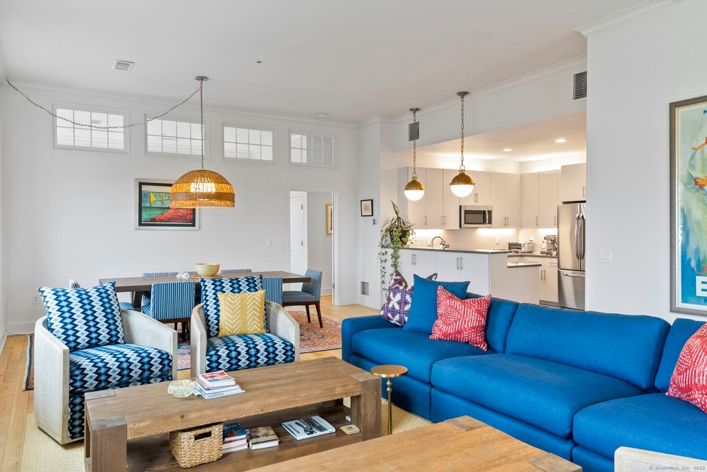 60 Willow Street 205, Stonington, CT 06355