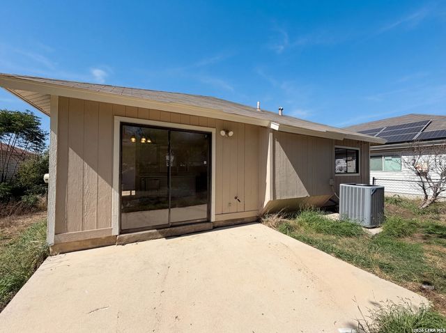 6906 Heron, Converse, TX 78109