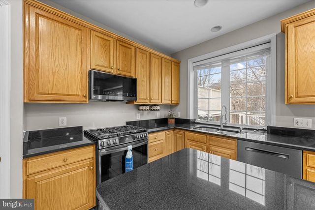 26068 TALAMORE DR, Chantilly, VA 20152