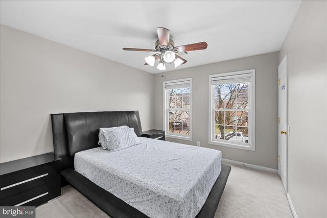 26068 TALAMORE DR, Chantilly, VA 20152