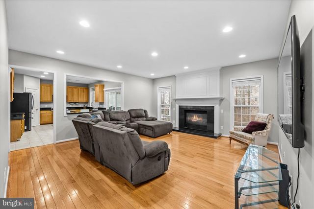 26068 TALAMORE DR, Chantilly, VA 20152