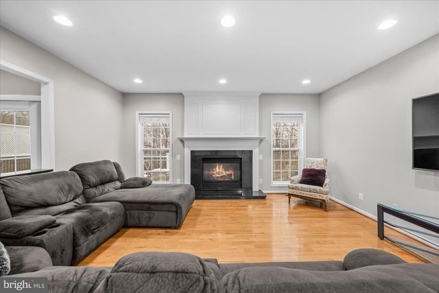 26068 TALAMORE DR, Chantilly, VA 20152