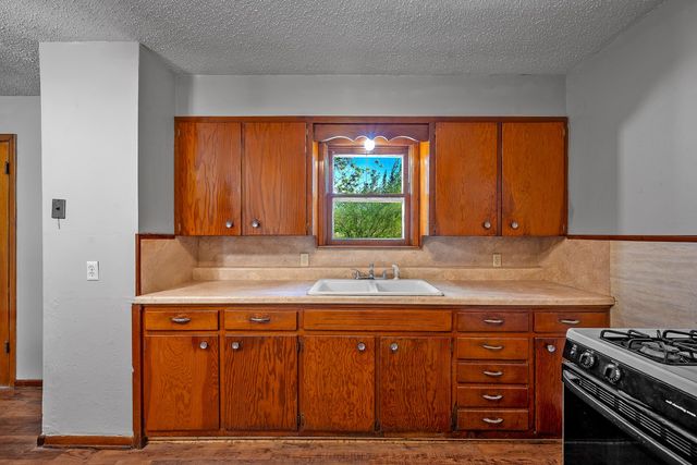 2615 W Johnson Street, Denison, TX 75020