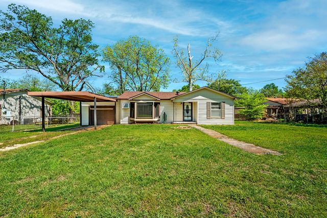 2615 W Johnson Street, Denison, TX 75020
