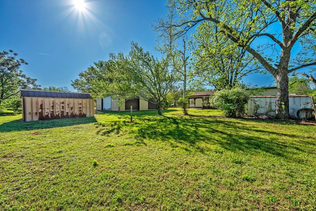 2615 W Johnson Street, Denison, TX 75020
