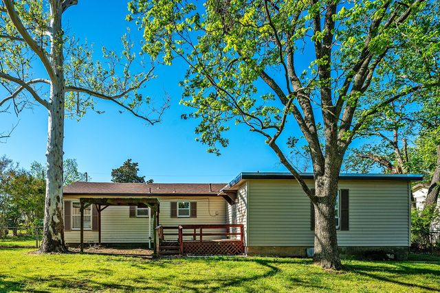 2615 W Johnson Street, Denison, TX 75020