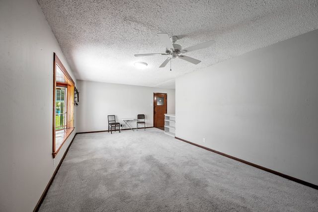 2615 W Johnson Street, Denison, TX 75020