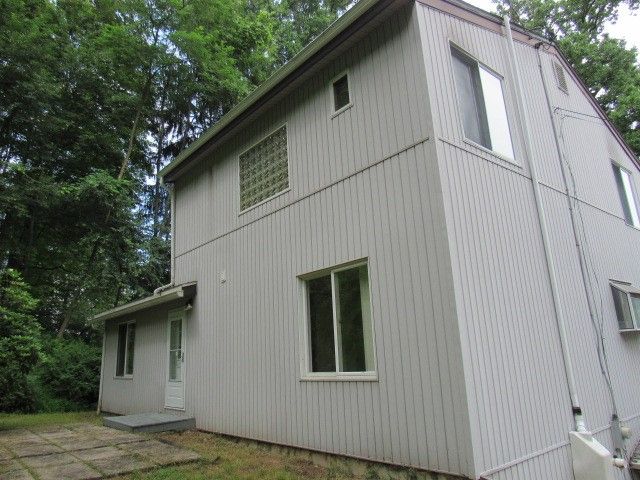 860 Parkview Drive, Westmont Hilltop School District, PA 15905