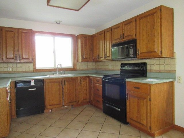 860 Parkview Drive, Westmont Hilltop School District, PA 15905