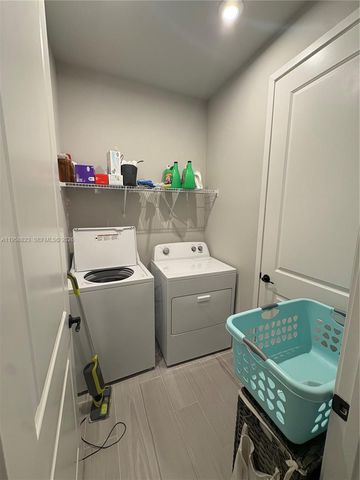 5020 124 Ave E, Other City - In The State Of Florida, FL 34219