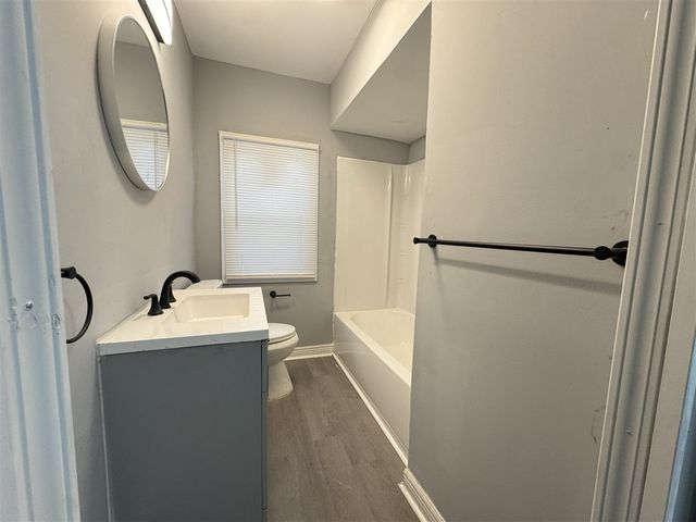 11400 Abington Avenue, Detroit, MI 48227