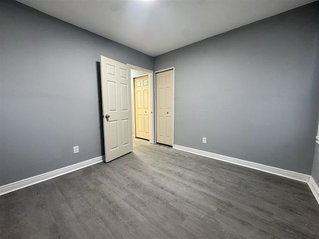 11400 Abington Avenue, Detroit, MI 48227