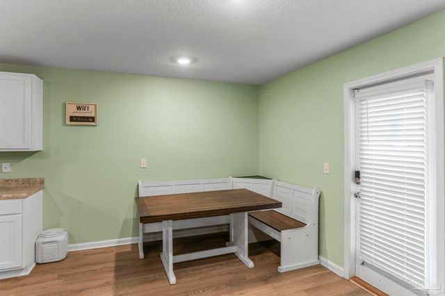 903 Lovebird Ct, Pensacola, FL 32534