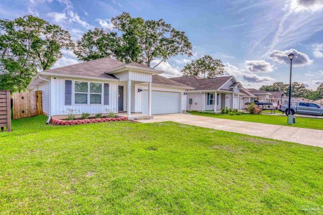 903 Lovebird Ct, Pensacola, FL 32534