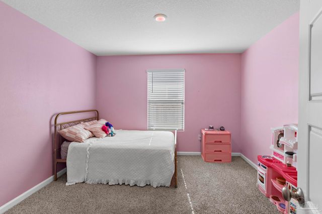 903 Lovebird Ct, Pensacola, FL 32534