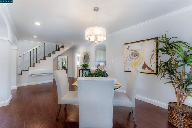 1243 Plaza Dr, Martinez, CA 94553