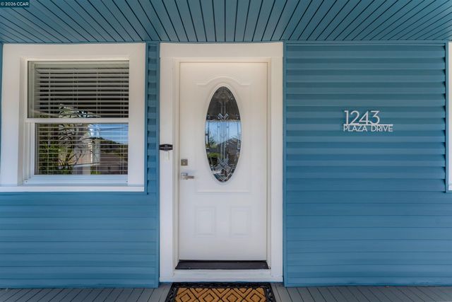 1243 Plaza Dr, Martinez, CA 94553