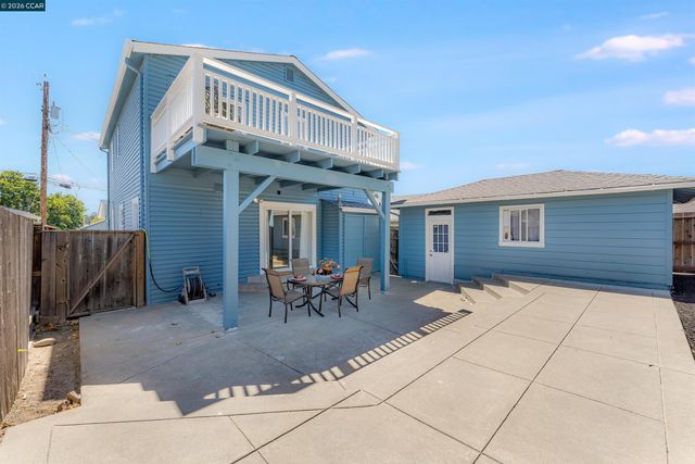 1243 Plaza Dr, Martinez, CA 94553