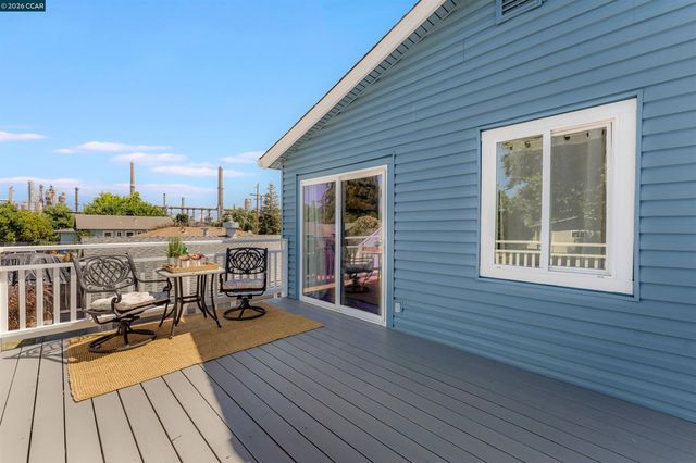 1243 Plaza Dr, Martinez, CA 94553