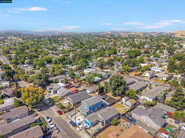 1243 Plaza Dr, Martinez, CA 94553