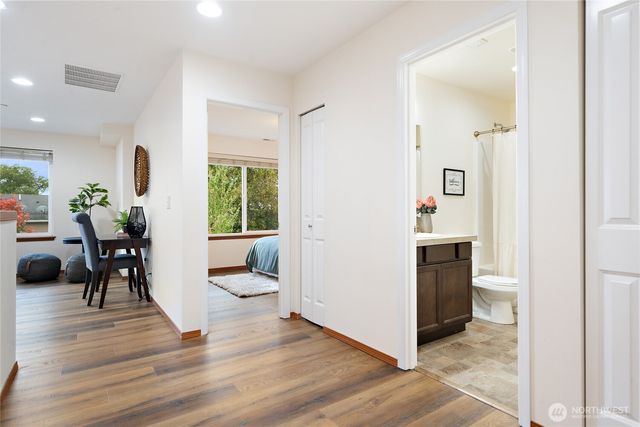 1008 Samara Street, Bremerton, WA 98310