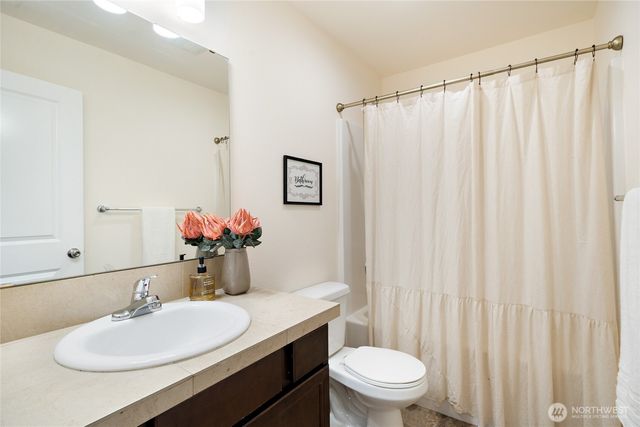 1008 Samara Street, Bremerton, WA 98310