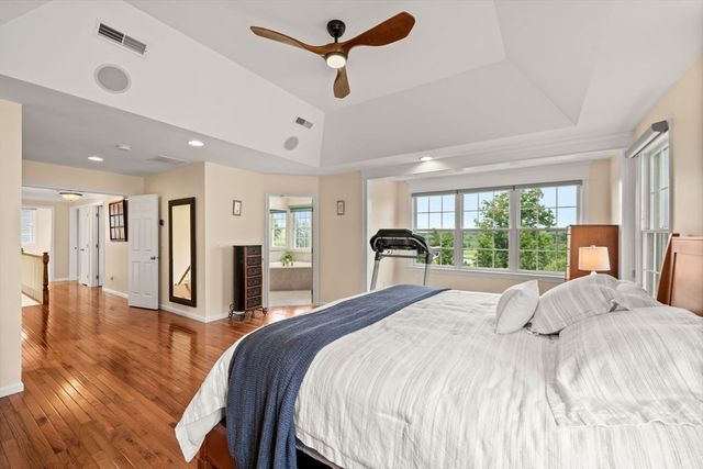 15 Fairways Ln, Methuen, MA 01844