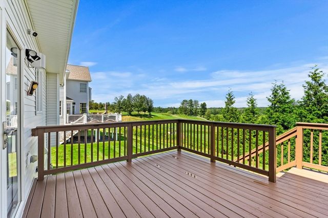 15 Fairways Ln, Methuen, MA 01844