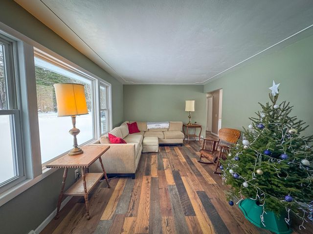 5279 W Lakewood Road, Whitehall Twp, MI 49461