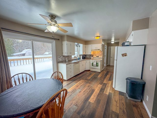 5279 W Lakewood Road, Whitehall Twp, MI 49461