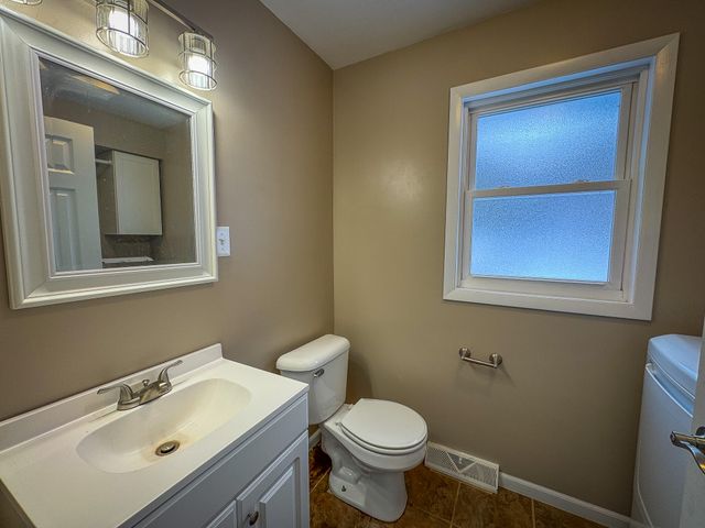 5279 W Lakewood Road, Whitehall Twp, MI 49461